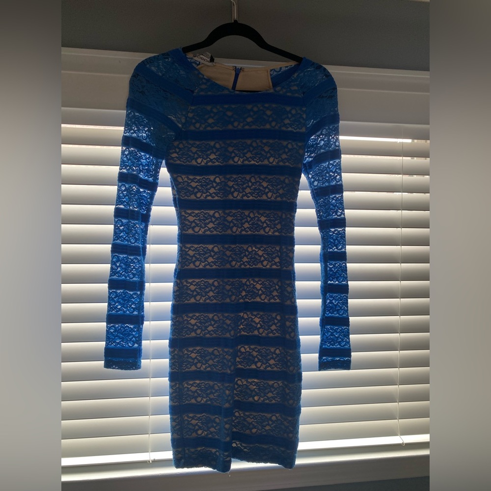 bebe blue lace dress size small